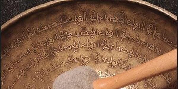 Bagno di Suoni e Vibrazioni delle campane tibetane in Energetika