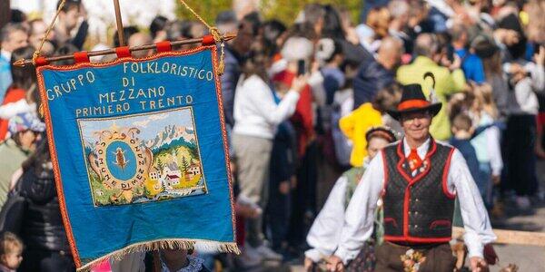 Serata con il Gruppo Folkloristico di Mezzano