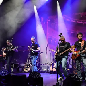 Serata Musicale a Fiera di Primiero: Ostello California