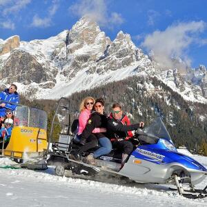 Aperitivo in Motoslitta con Dolomeo