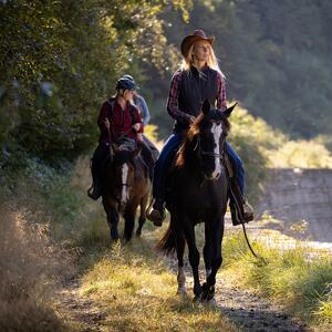 Passeggiata a Cavallo all'Alba con Colazione