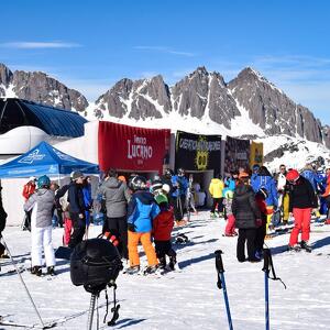 Scendi in pista con Radio Deejay!